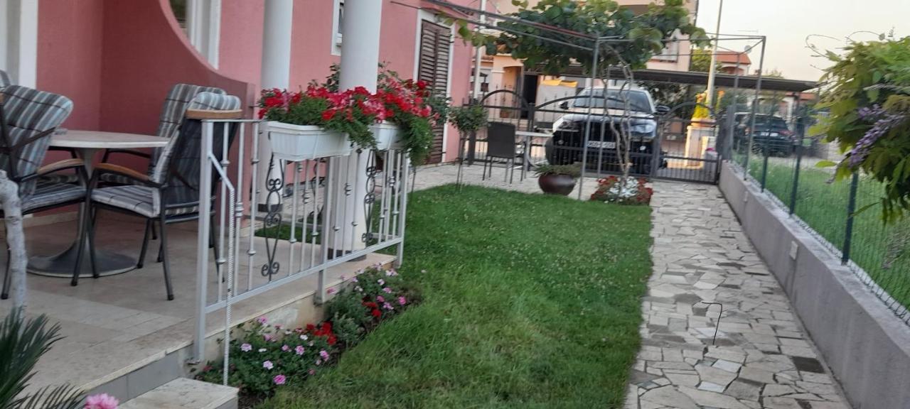Apartments Dragica Пореч Экстерьер фото