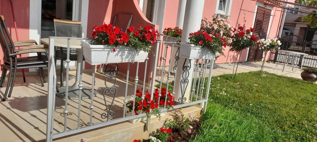 Apartments Dragica Пореч Экстерьер фото